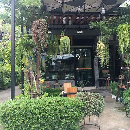 The Rhea Hotel Udon Thani Exterior foto