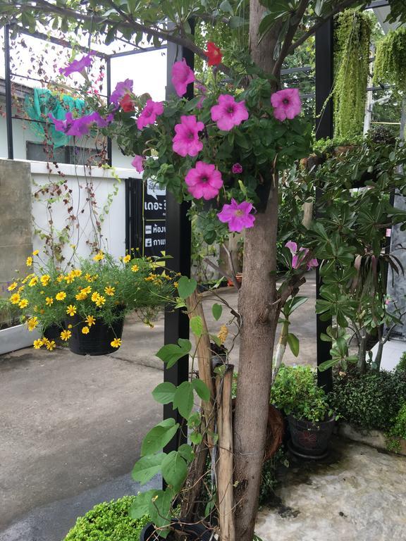 The Rhea Hotel Udon Thani Exterior foto